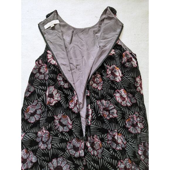 LOFT Black & Silver Iced Floral Velvet Sleeveless Peplum Swing Dress Size Small - Picture 10 of 12